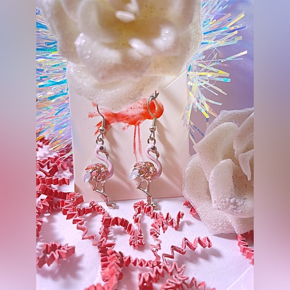 Silver Crystal flamingo dangle and drop earrings, pretty, summer, tropical, - Picture 4 of 10
